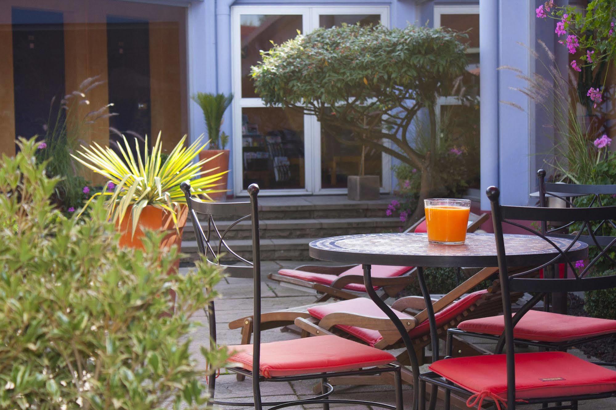 Logis Hotel Atrium Epinal Golbey Chavelot Εξωτερικό φωτογραφία