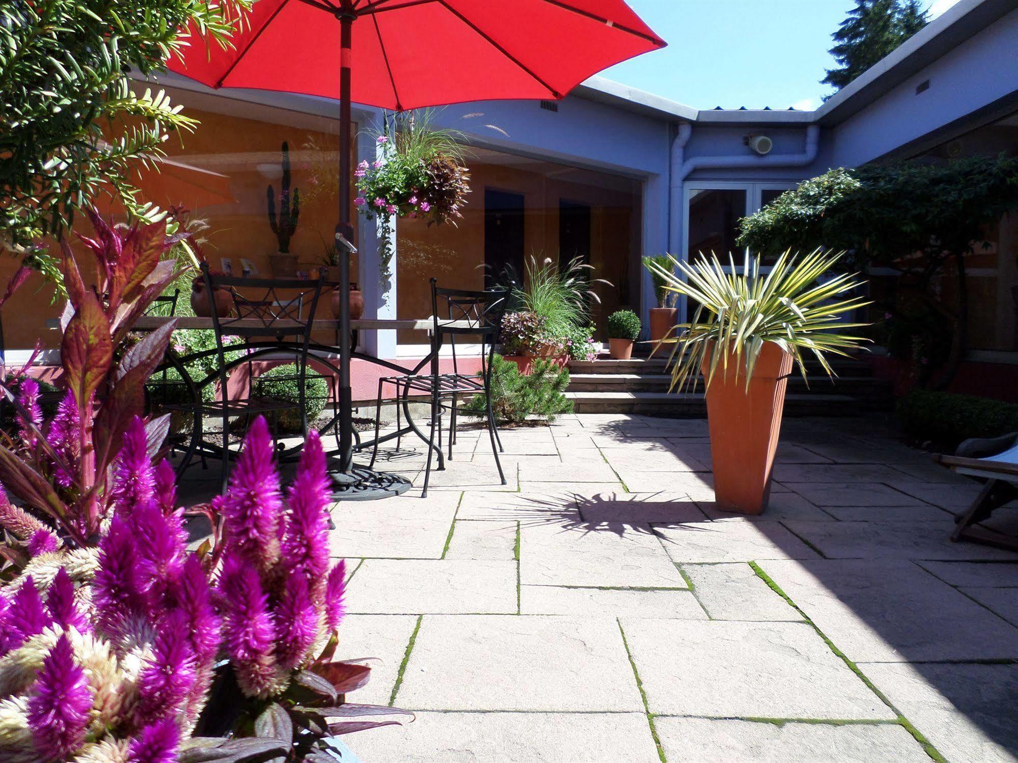 Logis Hotel Atrium Epinal Golbey Chavelot Εξωτερικό φωτογραφία
