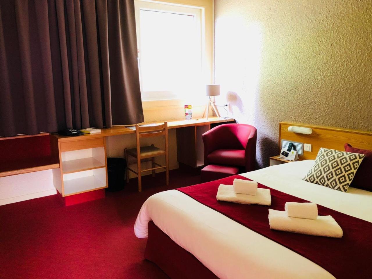 Logis Hotel Atrium Epinal Golbey Chavelot Εξωτερικό φωτογραφία