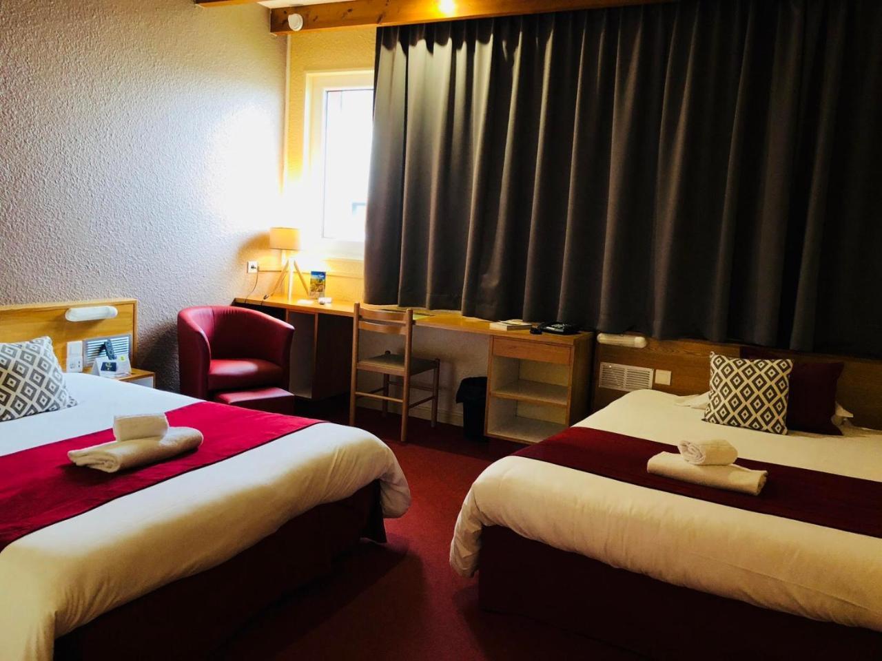 Logis Hotel Atrium Epinal Golbey Chavelot Εξωτερικό φωτογραφία